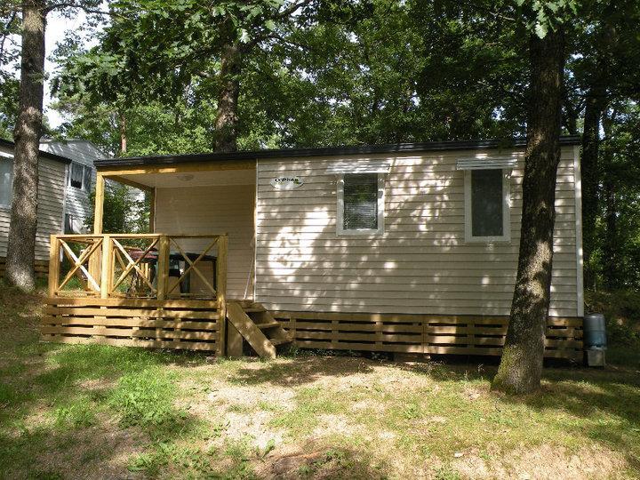 Camping Hurongues Pomeys Exteriér fotografie